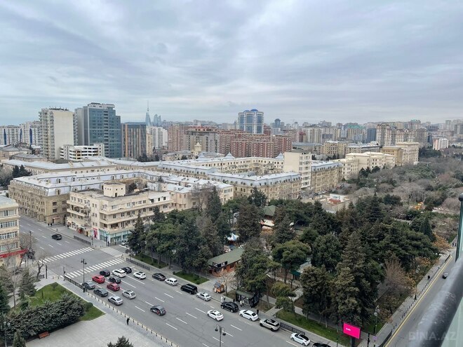 Продаётся 4-комн. новостройка 211 м², Насиминский  р., photo 5 from 8