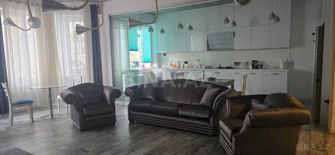 Сдаётся 3-комн. новостройка 148 м², м. 8 ноября, photo 1 from 18