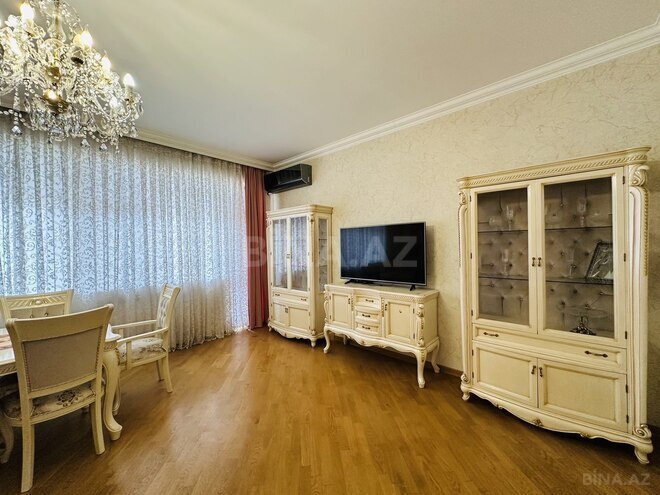 Продаётся 3-комн. новостройка 135 м², м. Элмляр Академиясы, photo 9 from 27