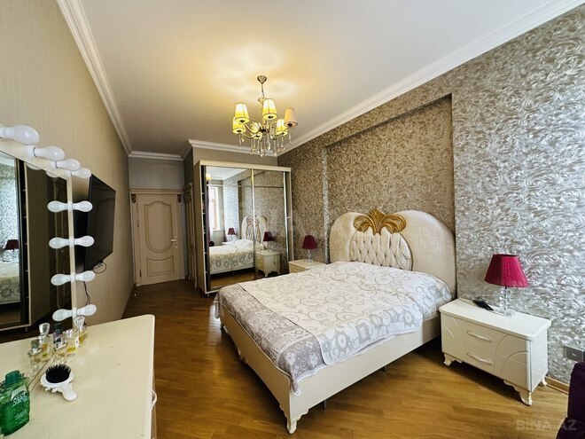 Продаётся 3-комн. новостройка 135 м², м. Элмляр Академиясы, photo 10 from 27