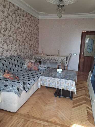Продаётся 3-комн. вторичка 80 м², м. Ази Асланов, photo 3 from 25