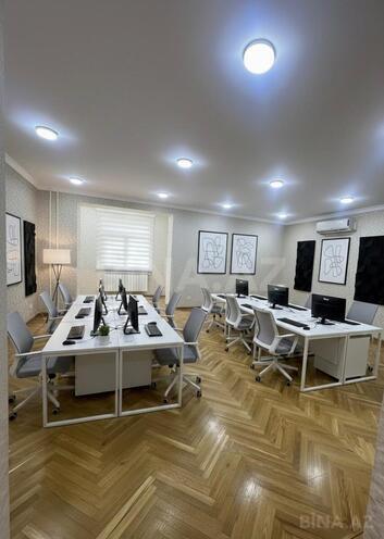Сдаётся 3-комн. офис 110 м², м. Гянджлик, photo 1 from 15