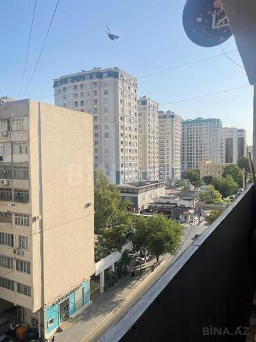 Сдаётся 2-комн. вторичка 65 м², Насиминский  р., photo 1 from 16