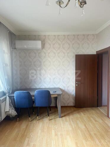 Сдаётся 2-комн. вторичка 65 м², Насиминский  р., photo 3 from 16