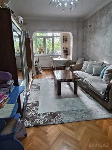 Продаётся 2-комн. вторичка 65 м², Бинагадинский р., photo 4 from 17