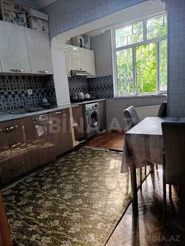 Продаётся 2-комн. вторичка 65 м², Бинагадинский р., photo 7 from 17