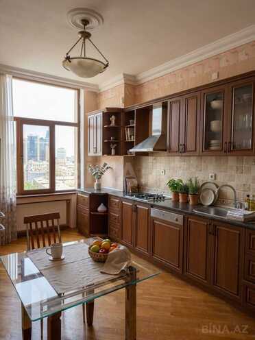 İcarəyə verilir 3 otaqlı yeni tikili 120 m², Sahil m., photo 8 from 13