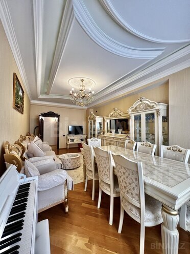 Продаётся 3-комн. новостройка 118 м², м. Ази Асланов, photo 3 from 14