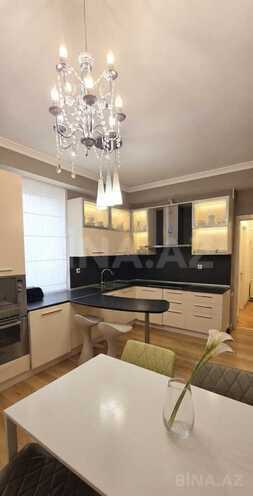 İcarəyə verilir 5 otaqlı yeni tikili 200 m², 28 May m., photo 6 from 10