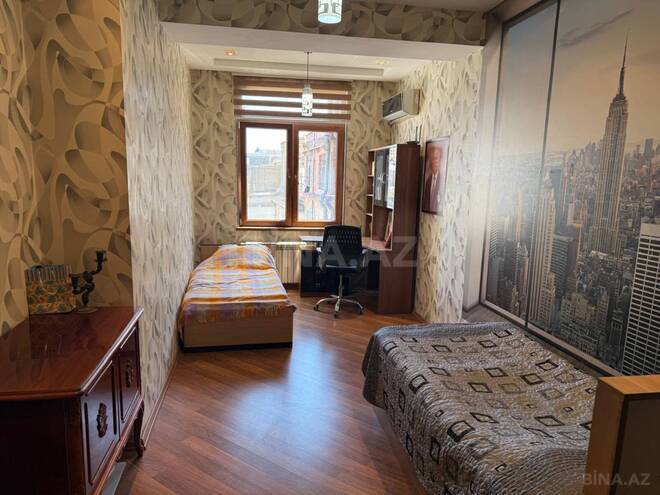 Продаётся 3-комн. вторичка 90 м², Насиминский  р., photo 11 from 16