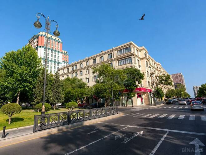 Продаётся 3-комн. вторичка 90 м², Насиминский  р., photo 1 from 16