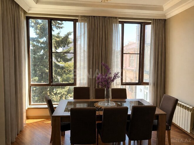 Продаётся 3-комн. вторичка 90 м², Насиминский  р., photo 4 from 16