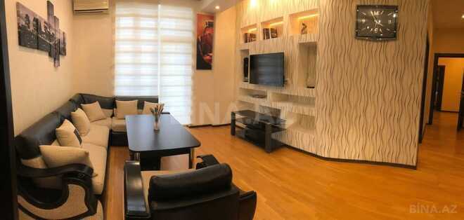 İcarəyə verilir 3 otaqlı yeni tikili 100 m², 28 May m., photo 1 from 8
