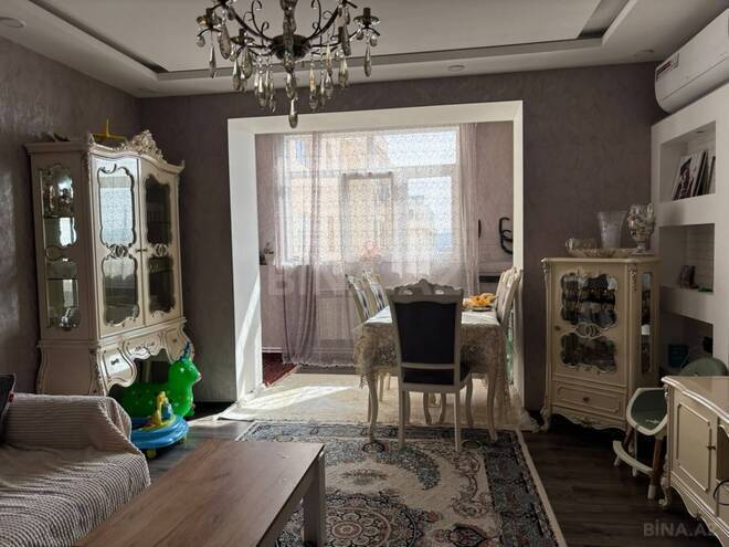 Продаётся 2-комн. вторичка 61 м², м. Азадлыг проспекти, photo 1 from 11