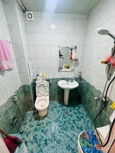 Продаётся 2-комн. вторичка 45 м², м. Нефтчиляр, photo 9 from 10