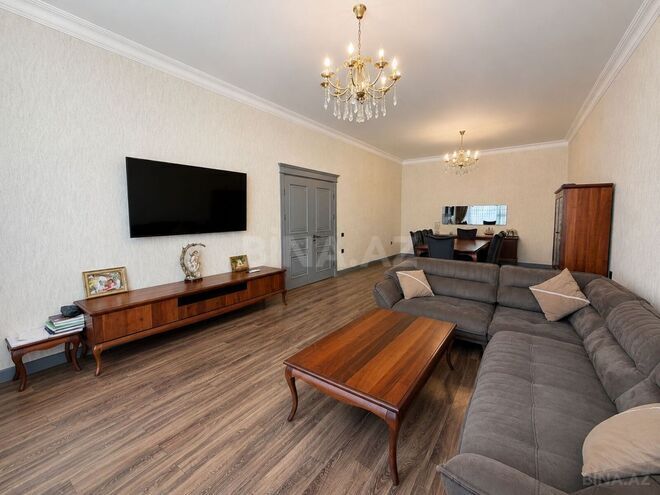 Satılır 6 otaqlı həyət evi/bağ evi 350 m², Badamdar q., photo 12 from 30
