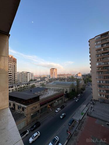 Продаётся 3-комн. новостройка 155 м², м. Гянджлик, photo 1 from 18