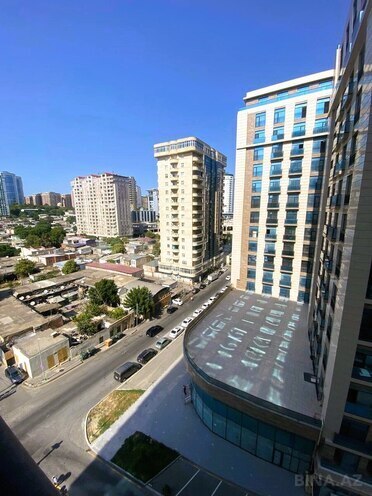 Продаётся 2-комн. новостройка 65 м², м. Низами, photo 11 from 14