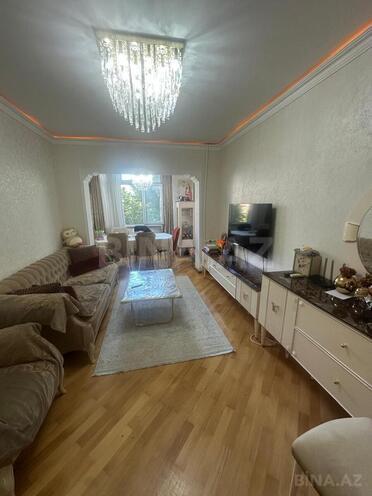 Продаётся 2-комн. вторичка 52 м², м. Насими, photo 1 from 11