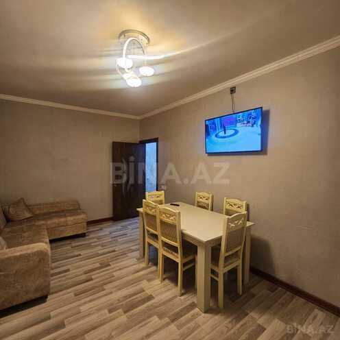 Продаётся 3-комн. вторичка 72 м², Бинагадинский р., photo 3 from 10