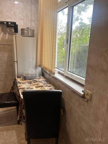 Satılır 2 otaqlı köhnə tikili 55 m², Gənclik m., photo 7 from 12