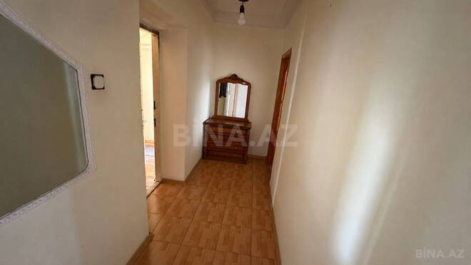 Продаётся 2-комн. вторичка 60 м², м. Халглар Достлугу, photo 4 from 7
