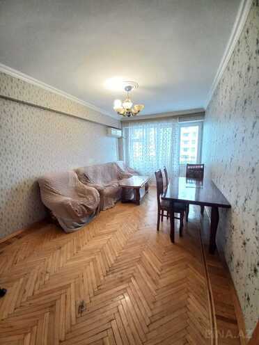 Satılır 2 otaqlı köhnə tikili 70 m², Yasamal r., photo 3 from 11