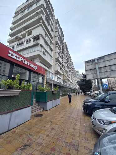 Satılır 2 otaqlı köhnə tikili 70 m², Yasamal r., photo 1 from 11