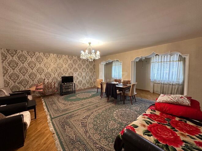 Продаётся 4-комн. вторичка 110 м², м. Кара Караев, photo 4 from 18