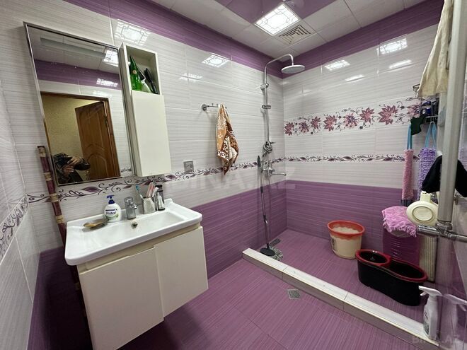 Продаётся 4-комн. вторичка 110 м², м. Кара Караев, photo 16 from 18