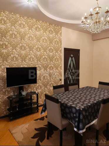 Сдаётся 3-комн. новостройка 70 м², м. Нефтчиляр, photo 3 from 16