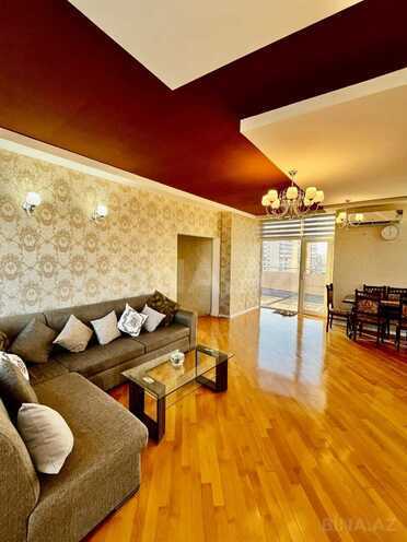Сдаётся 3-комн. новостройка 136 м², м. Элмляр Академиясы, photo 5 from 32