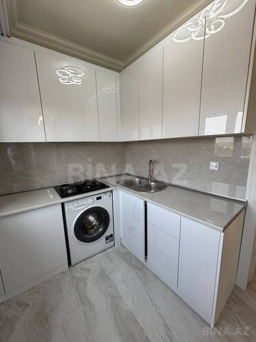 Продаётся 3-комн. вторичка 80 м², м. Нефтчиляр, photo 8 from 14