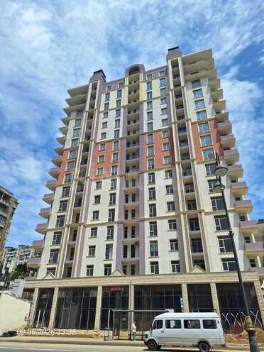 Продаётся 3-комн. новостройка 90 м², Хатаинский р., photo 1 from 14