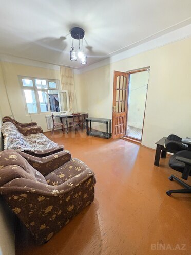 Satılır 2 otaqlı köhnə tikili 80 m², Azadlıq Prospekti m., photo 1 from 19