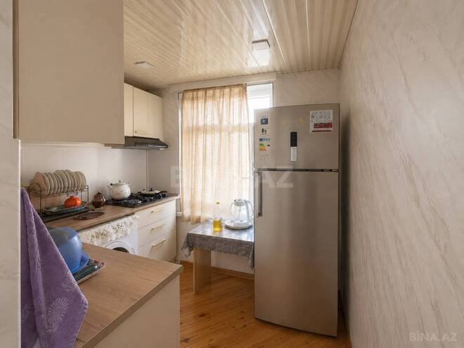 Продаётся 3-комн. вторичка 75 м², м. Иншаатчылар, photo 8 from 12