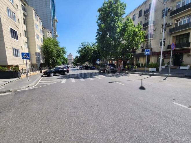 Satılır 3 otaqlı köhnə tikili 75 m², Nizami m., photo 13 from 14