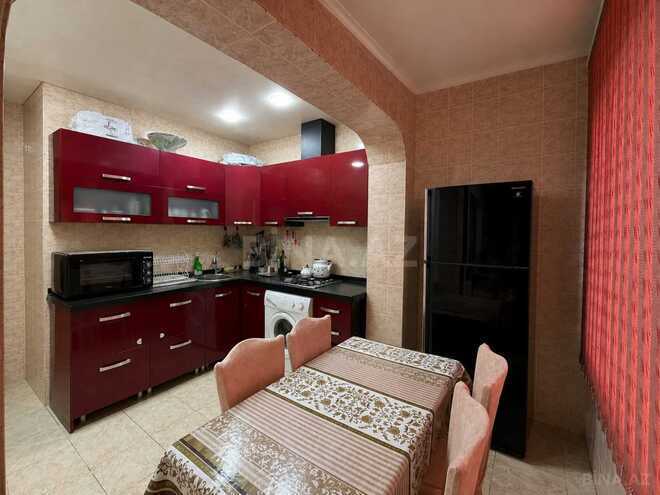 Продаётся 2-комн. вторичка 65 м², м. Иншаатчылар, photo 4 from 15