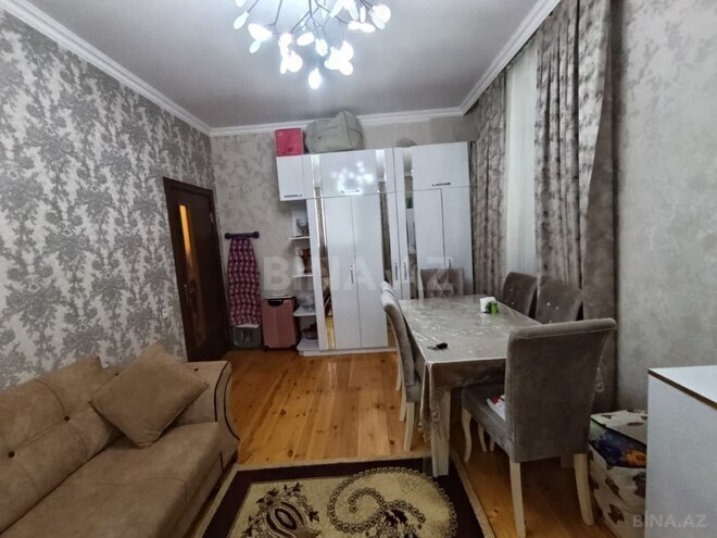 Satılır 1 otaqlı köhnə tikili 37 m², M.Ə.Rəsulzadə q., photo 1 from 15