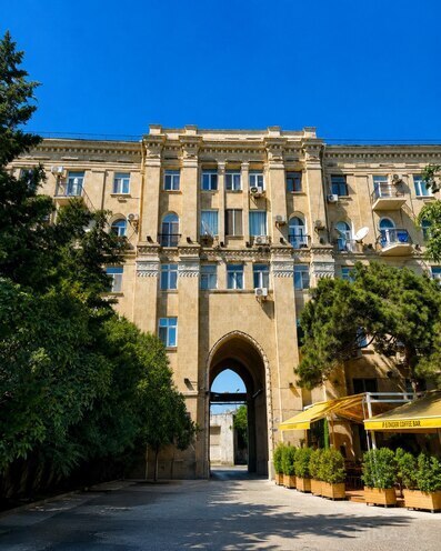 Продаётся 2-комн. вторичка 60 м², м. Ичеришехер, photo 3 from 14