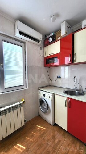 Satılır 3 otaqlı köhnə tikili 60 m², Azadlıq Prospekti m., photo 8 from 16