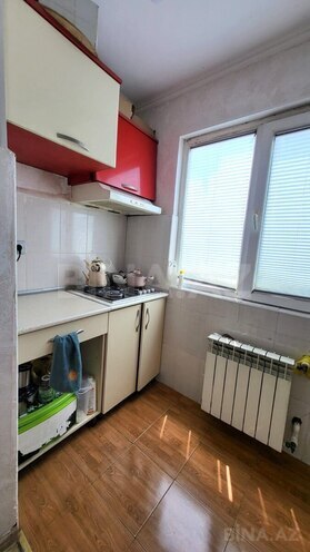 Satılır 3 otaqlı köhnə tikili 60 m², Azadlıq Prospekti m., photo 9 from 16