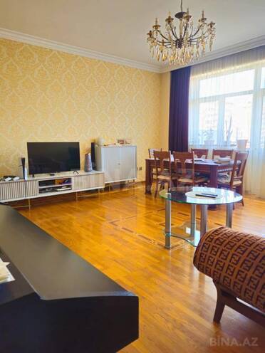 İcarəyə verilir 3 otaqlı yeni tikili 160 m², 28 May m., photo 3 from 15