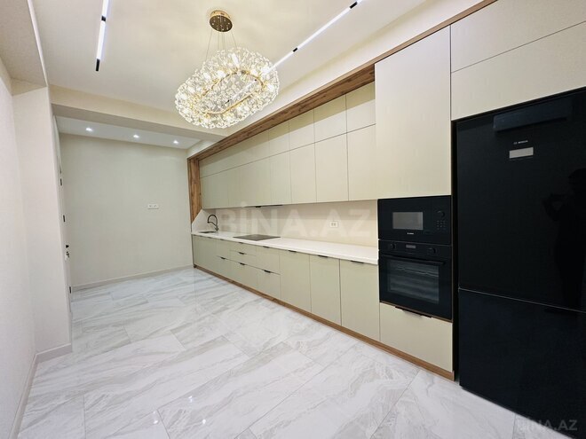Продаётся 4-комн. новостройка 185 м², м. Элмляр Академиясы, photo 23 from 30
