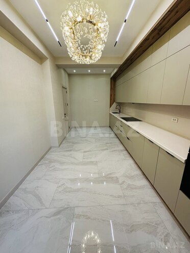 Продаётся 4-комн. новостройка 185 м², м. Элмляр Академиясы, photo 22 from 30