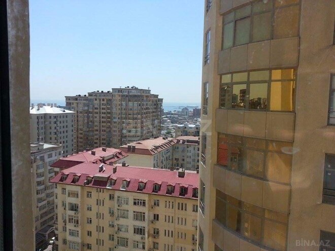 Продаётся 3-комн. новостройка 174 м², м. Низами, photo 23 from 26