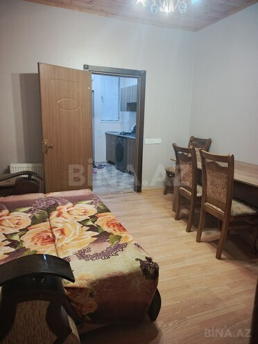 Сдаётся 2-комн. дом/дача 45 м², м. Иншаатчылар, photo 1 from 12