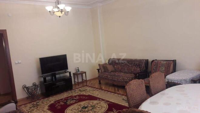 Продаётся 3-комн. вторичка 65 м², м. Элмляр Академиясы, photo 6 from 8