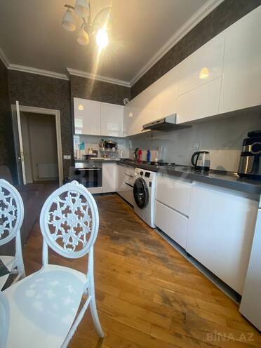 Satılır 3 otaqlı yeni tikili 117 m², Qara Qarayev m., photo 1 from 14