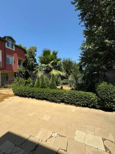 Продаётся 6-комн. дом/дача 360 м², пос. Новханы, photo 1 from 24